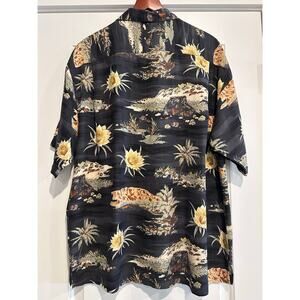 Tommy Bahama 100% Silk Shirt L